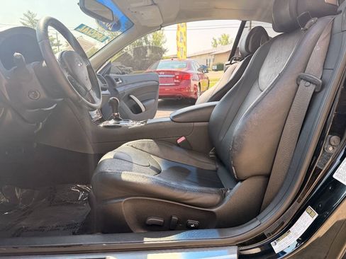 Used 2011 INFINITI G37 Convertible w/ Premium Pkg RWD image 10