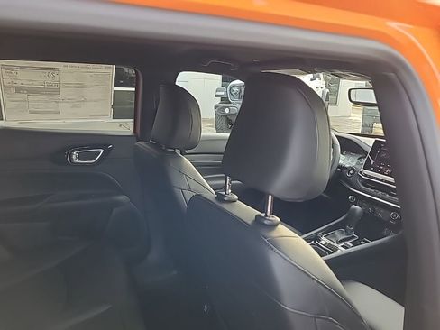 New 2026 Jeep Compass Latitude AWD/4WD image 32