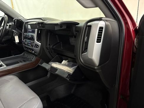 Used 2018 GMC Sierra 1500 SLT AWD/4WD image 25