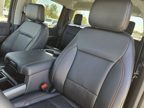 New 2026 Ford F250 Lariat w/ FX4 Off-Road Package image 26