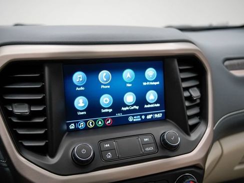 Used 2023 GMC Acadia Denali w/ Denali Technology Package AWD/4WD image 11