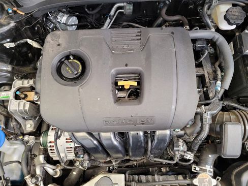 Used 2024 Kia Forte GT-Line image 30