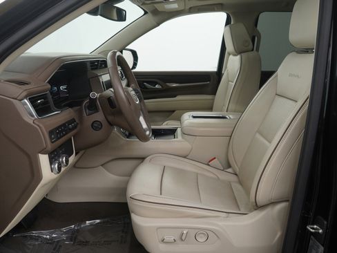 Used 2022 GMC Yukon Denali image 17