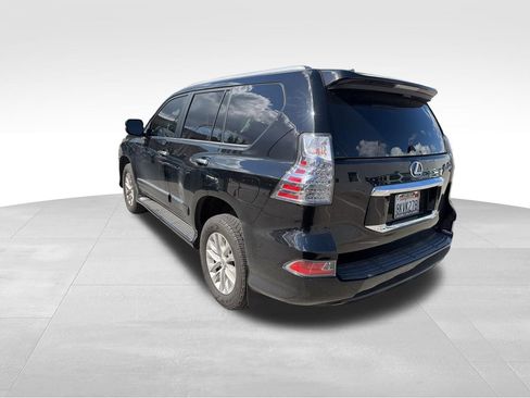 Used 2019 Lexus GX 460 Premium image 4