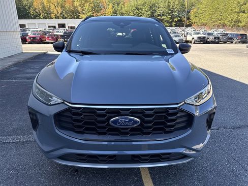 Used 2023 Ford Escape ST-Line w/ Tech Pack #1 image 2