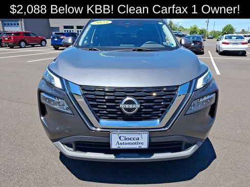 Used 2023 Nissan Rogue SV AWD/4WD image 4