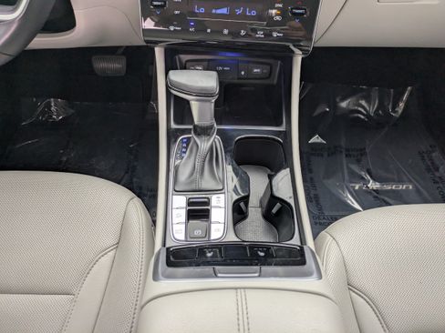 Used 2023 Hyundai Tucson SEL w/ Convenience Package FWD image 18