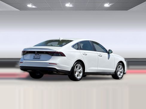 Used 2024 Honda Accord LX image 8