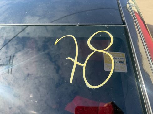 Used 2016 Mercedes-Benz CLS 400 4MATIC w/ Premium 2 Package image 32