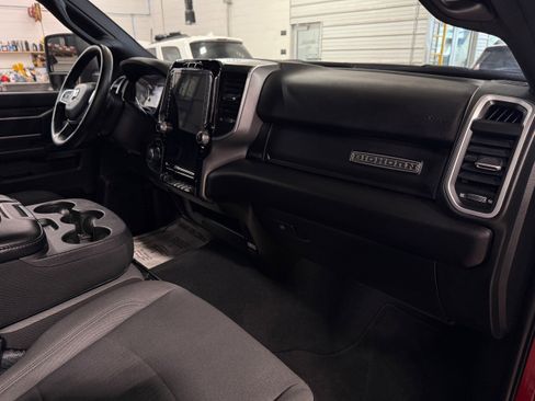 Certified 2024 RAM 2500 Big Horn w/ Level 2 Equipment Group AWD/4WD image 9