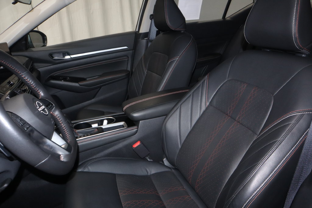 Certified 2023 Nissan Altima 2.5 SR w/ SR Premium Package FWD image 20