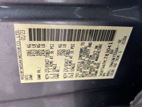 Used 2023 Nissan Rogue S image 27