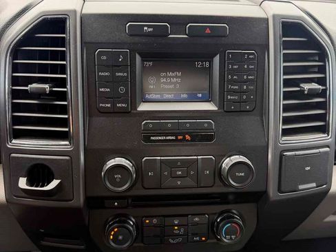 Used 2017 Ford F150 XLT RWD image 12