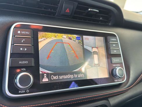 Used 2020 Nissan Kicks SR w/ SR Premium Package FWD image 24