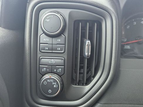 Used 2022 Chevrolet Silverado 1500 W/T w/ WT Value Package image 25