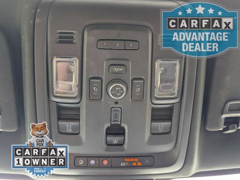 Used 2023 GMC Yukon XL Denali AWD/4WD image 14