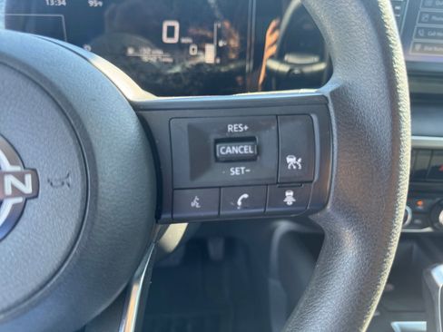 Used 2025 Nissan Kicks S image 22