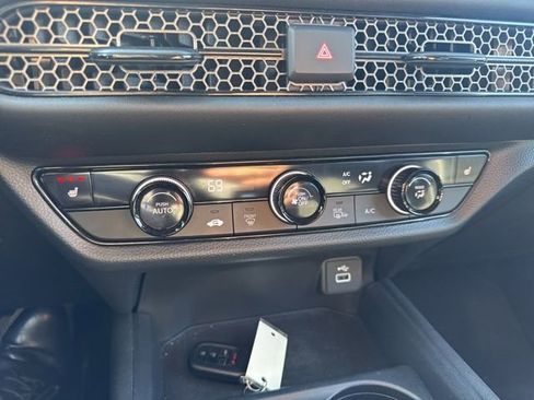 Used 2024 Honda HR-V Sport image 25