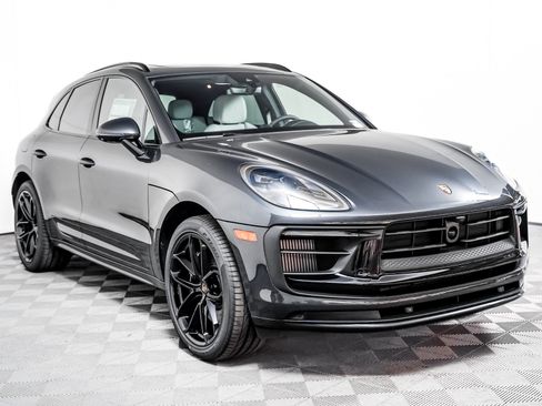 New 2026 Porsche Macan GTS AWD/4WD image 8
