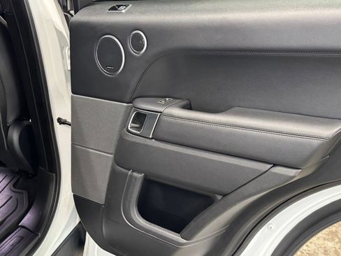 Used 2019 Land Rover Range Rover Sport SE AWD/4WD image 48