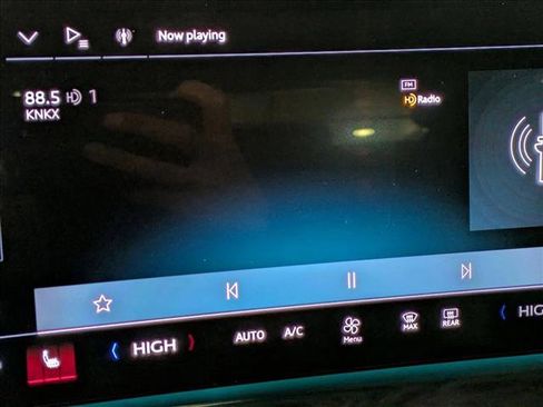 Certified 2025 Audi Q5 Premium w/ Convenience Package image 13