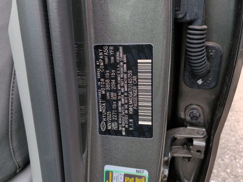 Used 2026 Hyundai Elantra Sport w/ Cargo Package FWD image 33