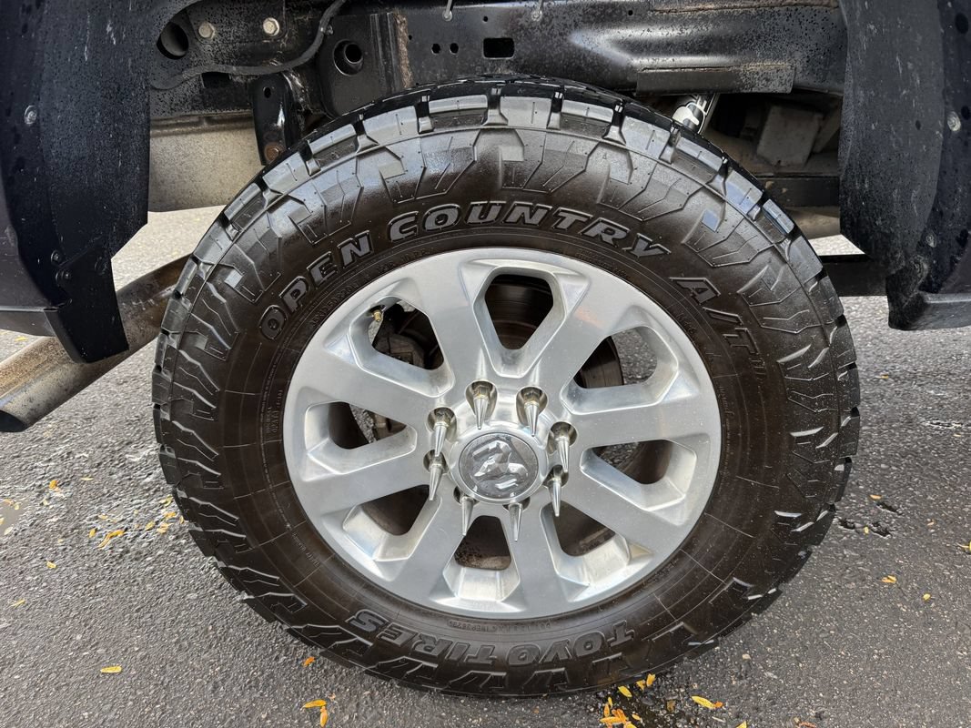 Used 2019 RAM 2500 Limited AWD/4WD image 35