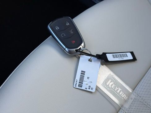 New 2026 Cadillac XT5 Sportv w/ LPO, Onyx Lite Package image 35