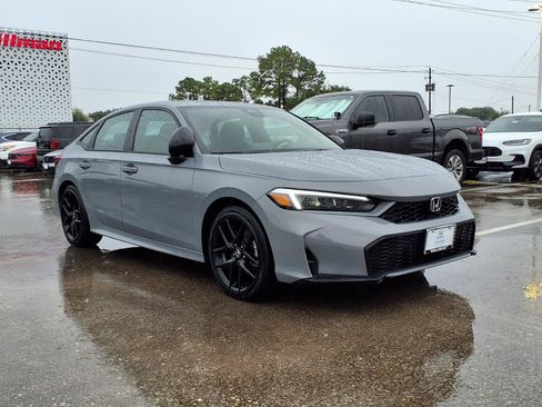 Used 2026 Honda Civic Sport image 2
