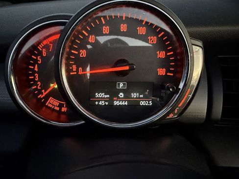 Used 2019 MINI Cooper Convertible w/ Signature Upholstery Package image 19