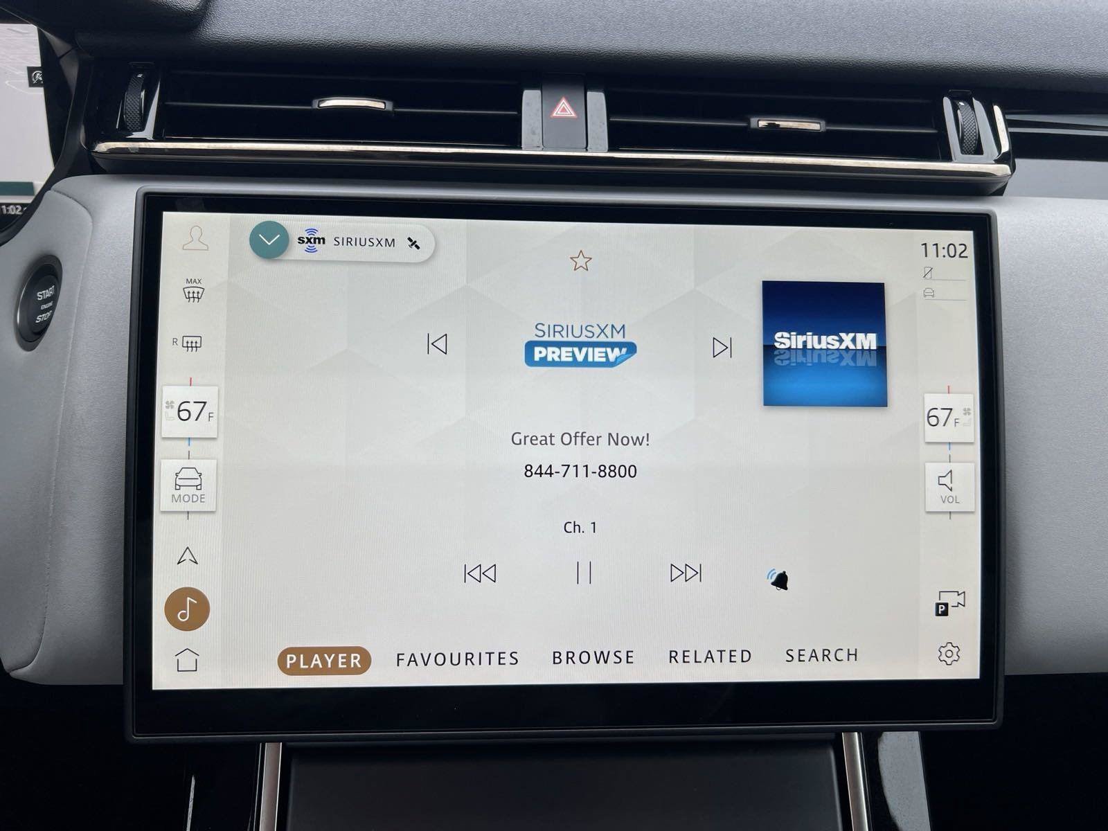 New 2025 Land Rover Range Rover Velar Dynamic SE AWD/4WD image 18