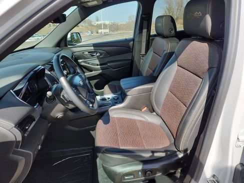 Certified 2023 Chevrolet Traverse High Country image 20