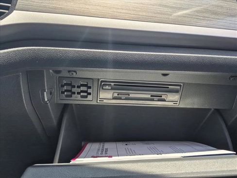 Used 2021 Volkswagen Atlas SEL Premium AWD/4WD image 17