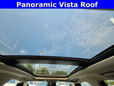 Used 2021 Ford Edge SEL w/ Convenience Package image 3