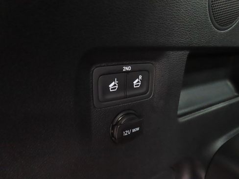Used 2022 Kia Telluride SX w/ SX Prestige Package image 42