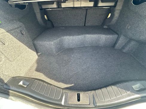 Used 2020 Ford Fusion SE image 27