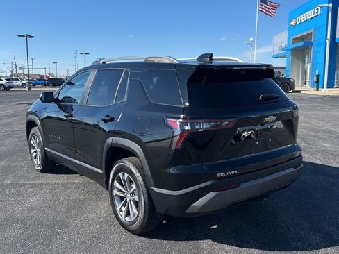 Used 2025 Chevrolet Equinox LT w/ Convenience Package II image 11
