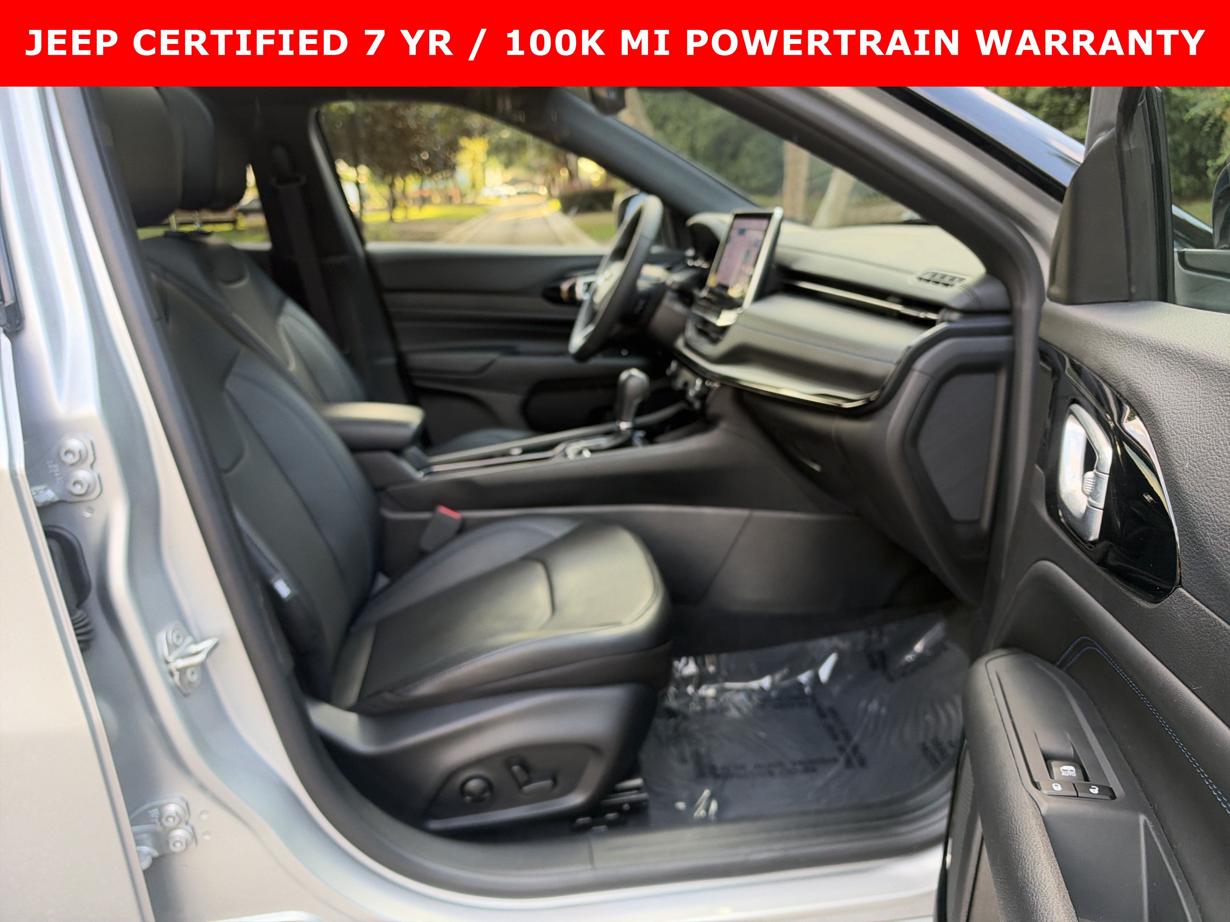 Used 2025 Jeep Compass Limited w/ High Altitude Package AWD/4WD image 32
