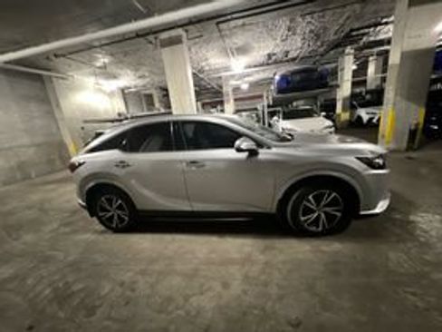 Used 2023 Lexus RX 350 Premium w/ Accessory Package AWD/4WD image 3