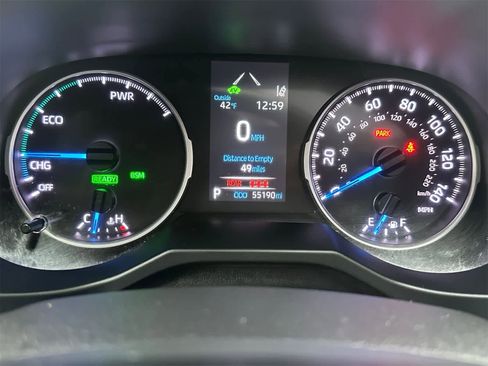 Used 2022 Toyota RAV4 SE image 17