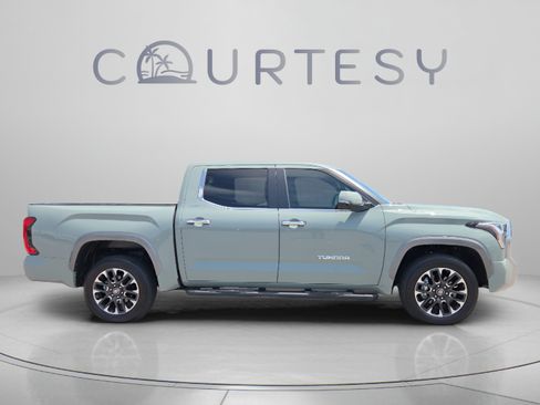 Certified 2025 Toyota Tundra Limited AWD/4WD image 6