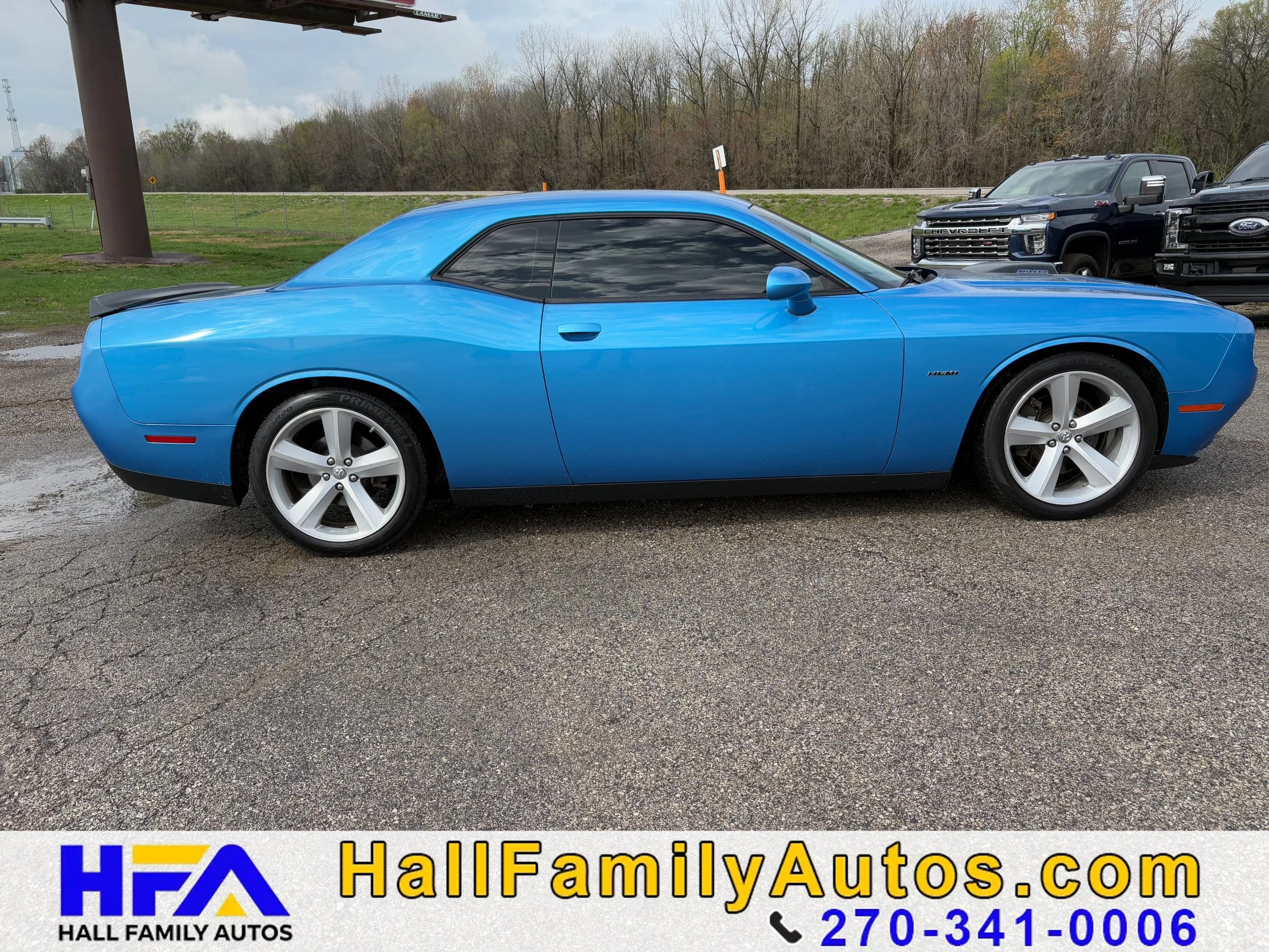 Used 2015 Dodge Challenger R/T RWD image 7