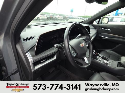 Used 2025 Cadillac XT4 Premium Luxury AWD/4WD image 14