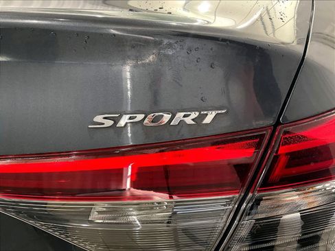 Used 2023 Honda Civic Sport image 27