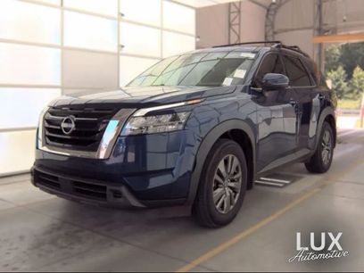 Used 2022 Nissan Pathfinder SV w/ SV Premium Package