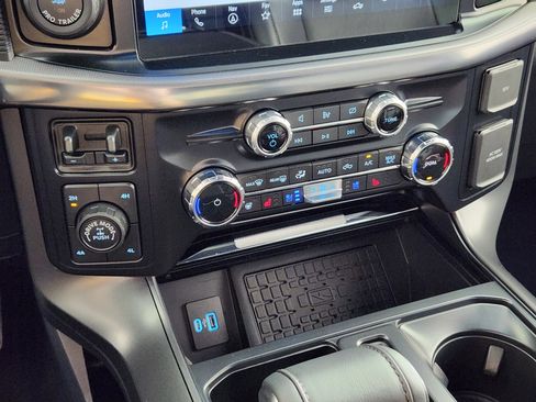 Used 2024 Ford F150 Lariat w/ Equipment Group 502A High image 24