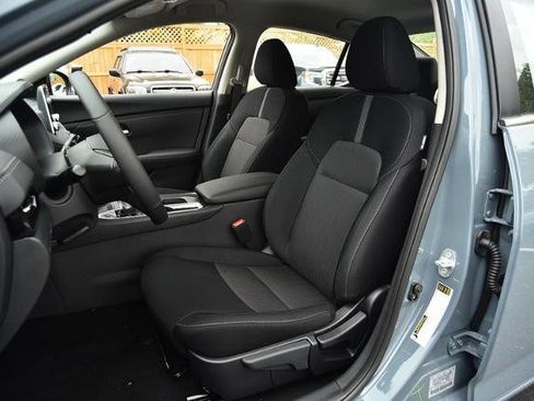 New 2025 Nissan Sentra SV w/ All-Weather Package image 19