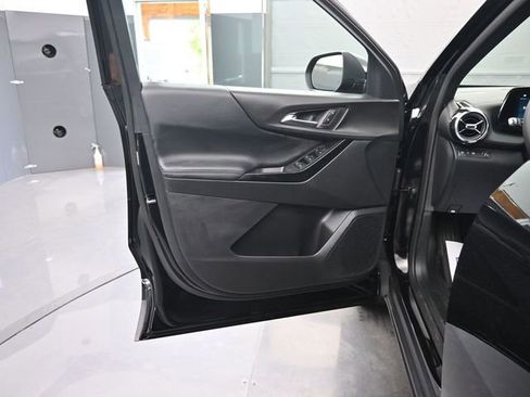 New 2026 Chevrolet Equinox LT image 10