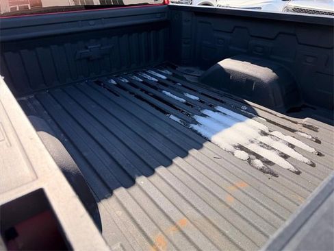 Used 2021 Chevrolet Silverado 1500 LT w/ Z71 Off-Road Package image 24