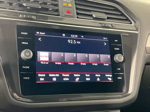 Used 2023 Volkswagen Tiguan SE R-Line AWD/4WD image 14
